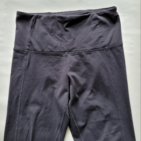 Tuff athletics leggings made in Canada size Small ZIPPER POCKET - Picture 3 of 4